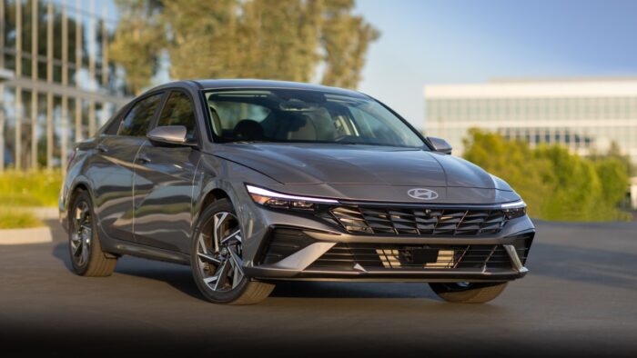 Hyundai Elantra 2025